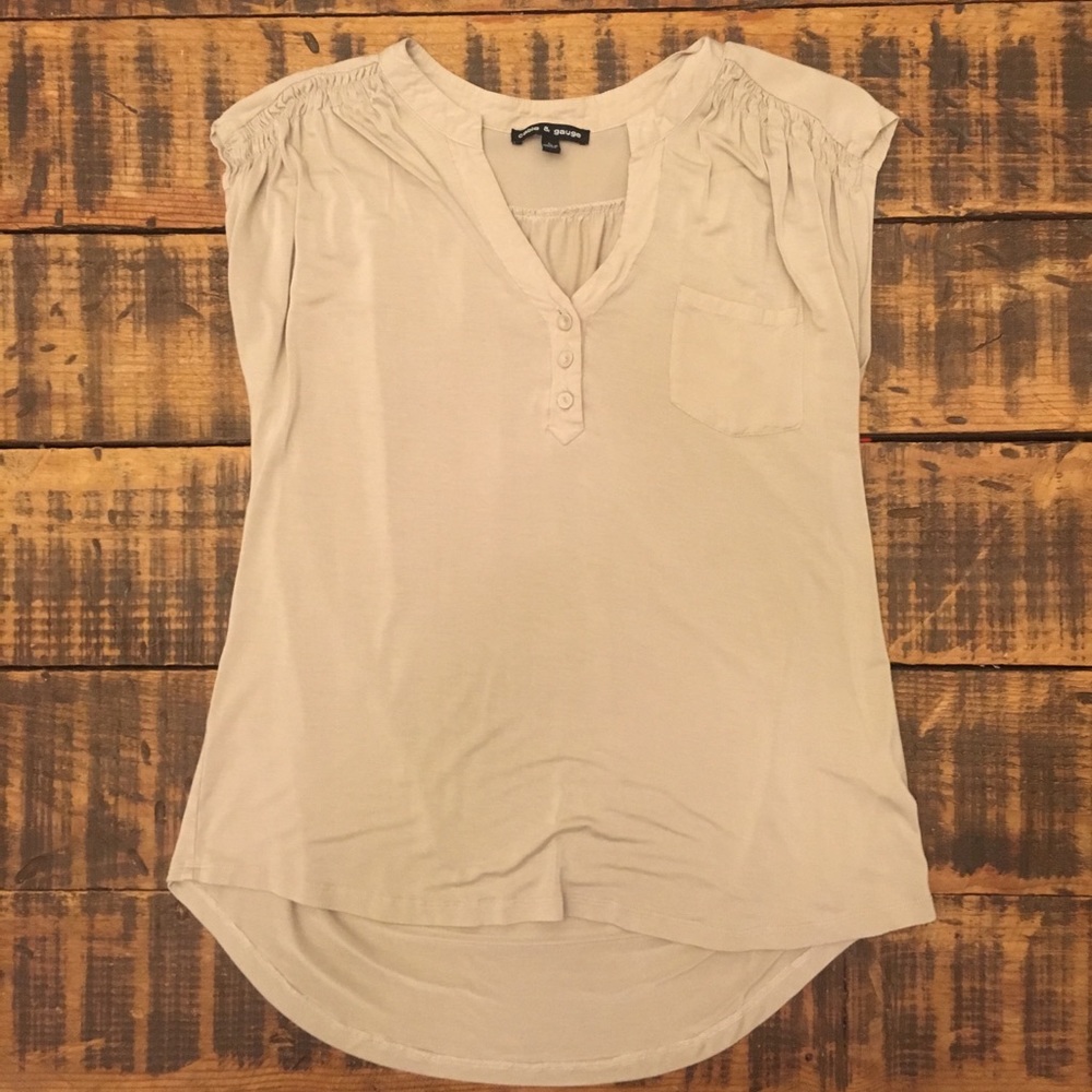 Cable & Gauge sleeveless top